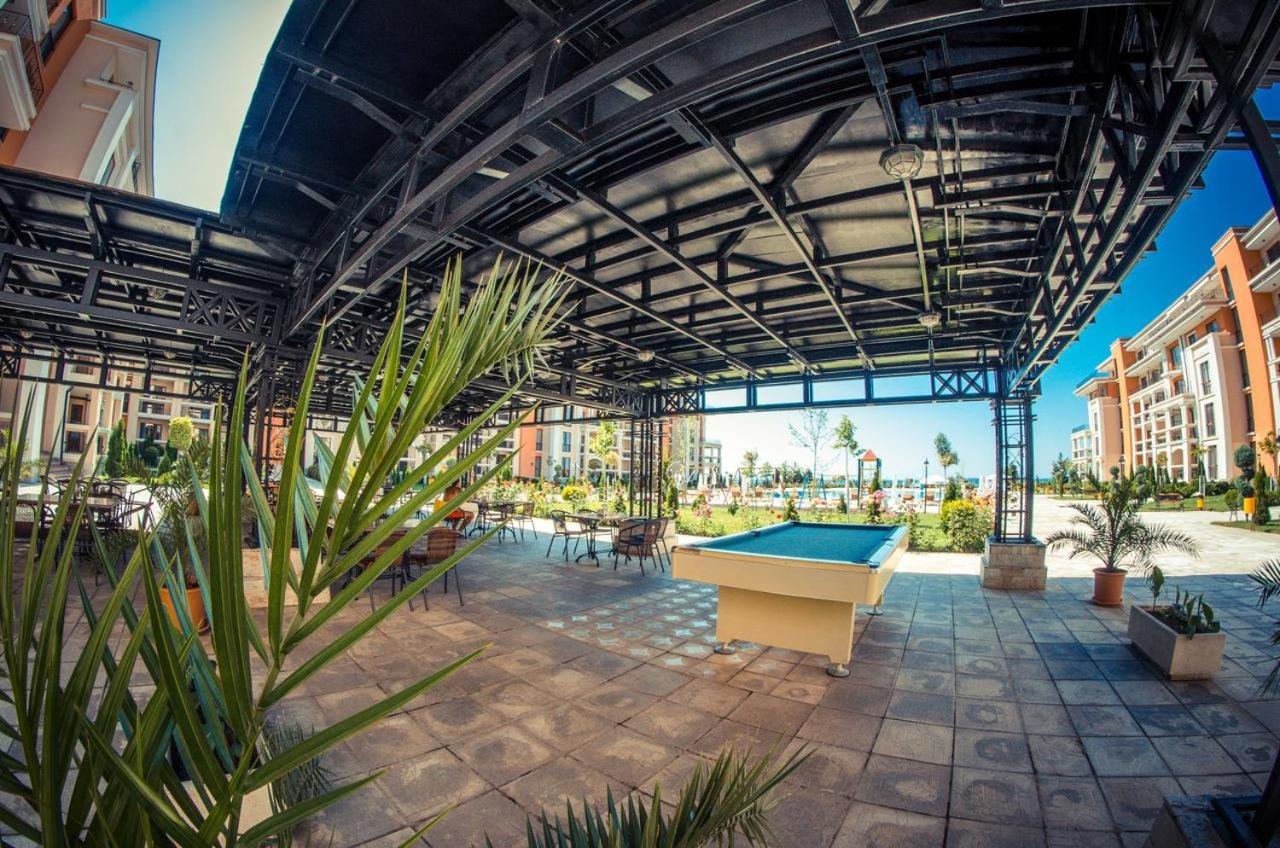 Prestige Fort Beach - Premium Apartments Sveti Vlas Exterior foto