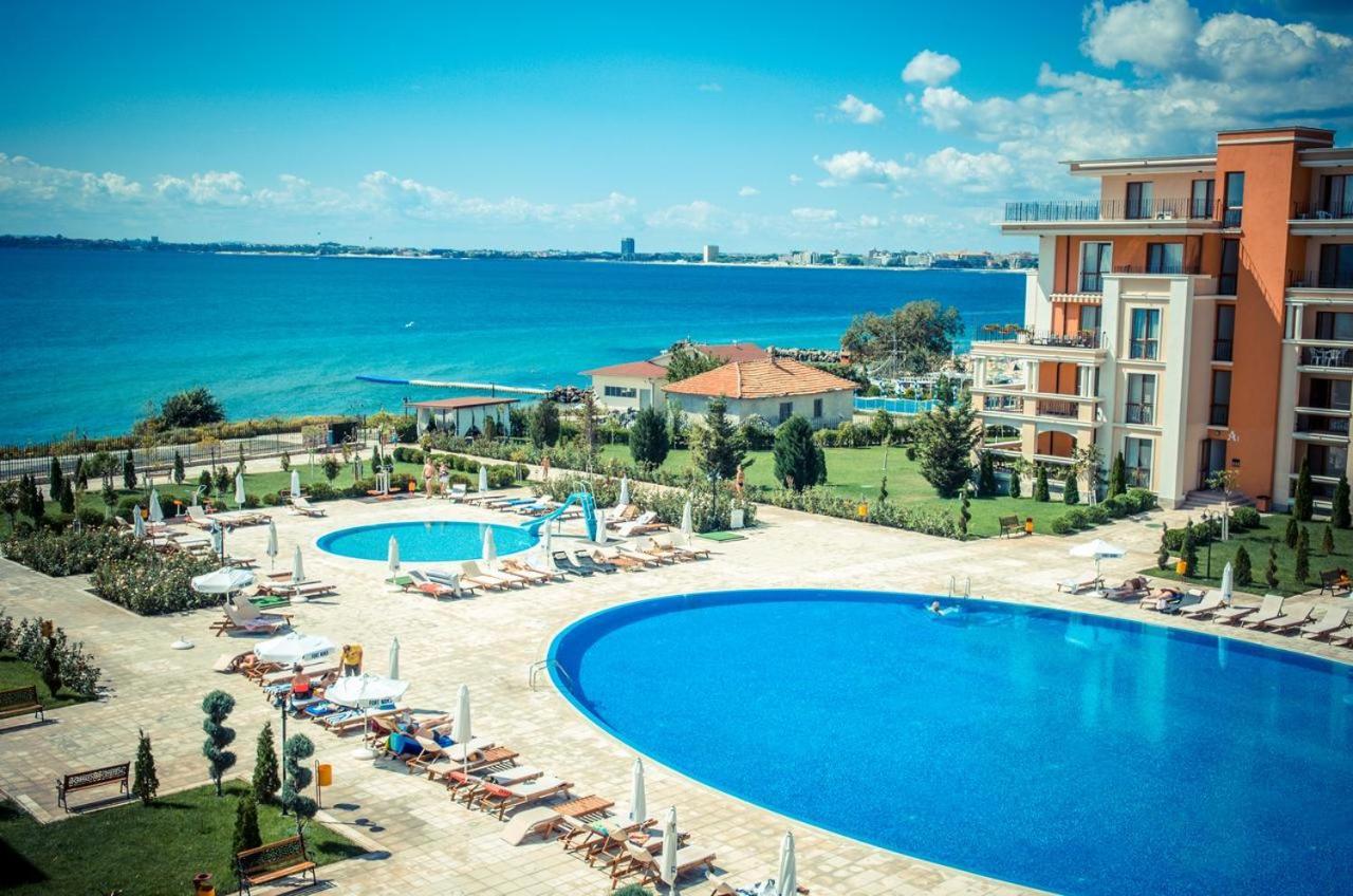 Prestige Fort Beach - Premium Apartments Sveti Vlas Exterior foto