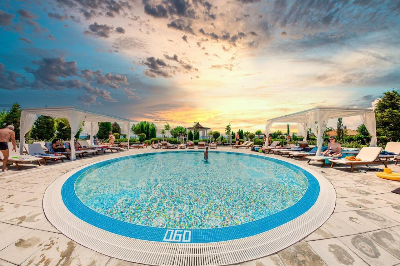Prestige Fort Beach - Premium Apartments Sveti Vlas Exterior foto